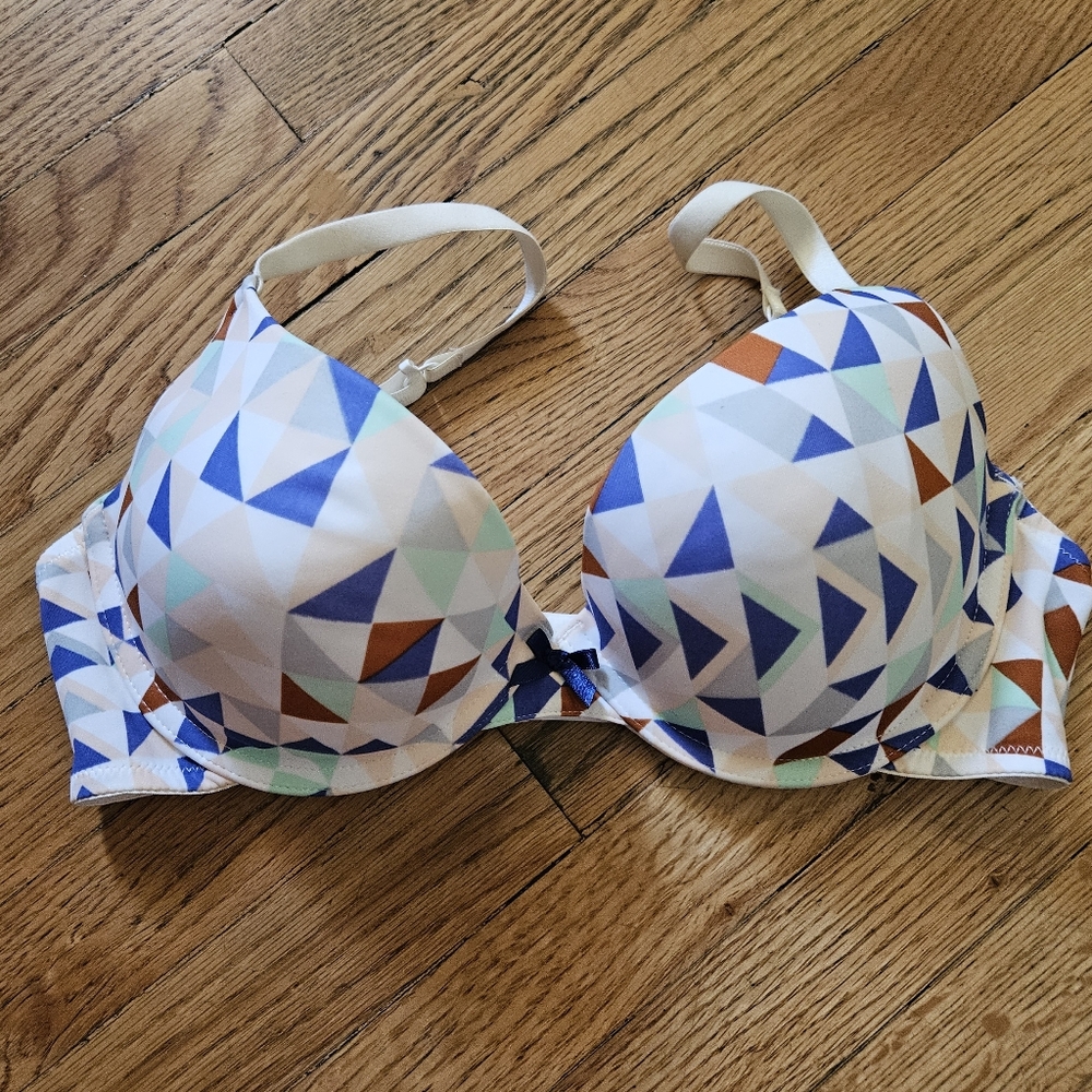 Xhilaration White T-Shirt Bra